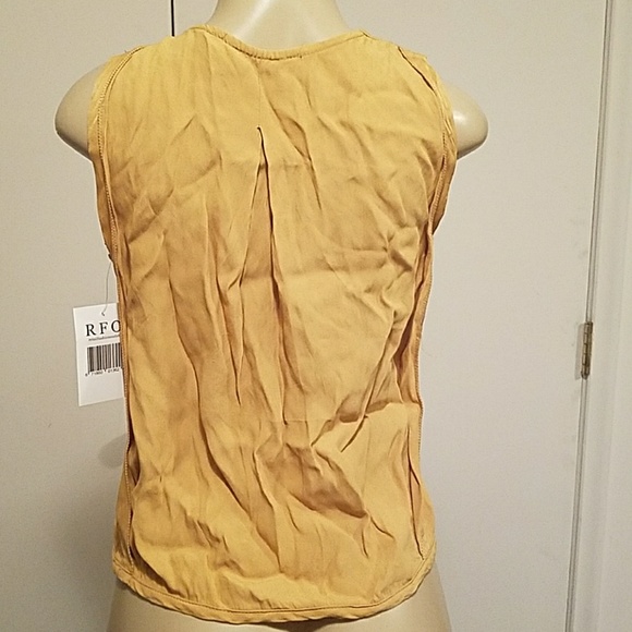 STUDIO M SLEEVELESS TOP - Picture 3 of 8